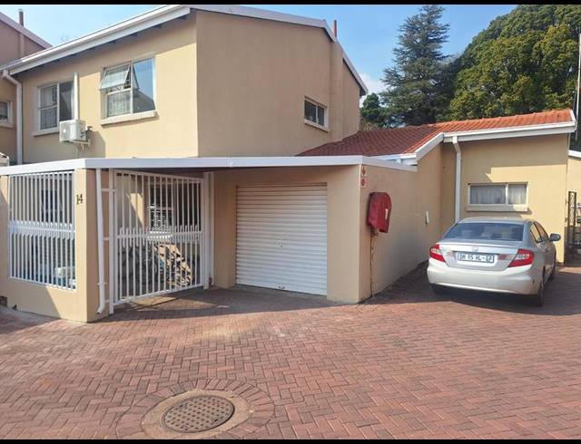 4 BEDROOM DUPLEX FOR SALE IN WATERKLOOF GLEN